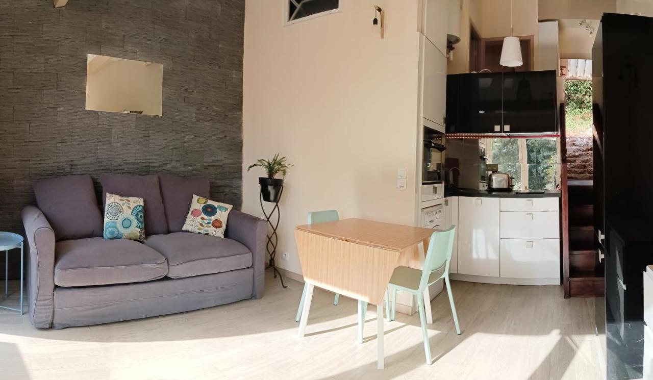 Petite Maison Au Calme - Piscine En Copropriete, Terrasse, Mer, Clim Vallauris Buitenkant foto